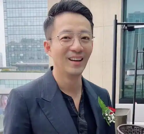  太不近人情大s被曝联合家人,尽量不让汪小菲接触孩子