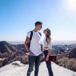  霸气外国美女头像图片大全