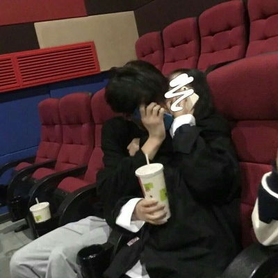  苏瓷成熟个性情头一对两张真人情侣头像我要个性网