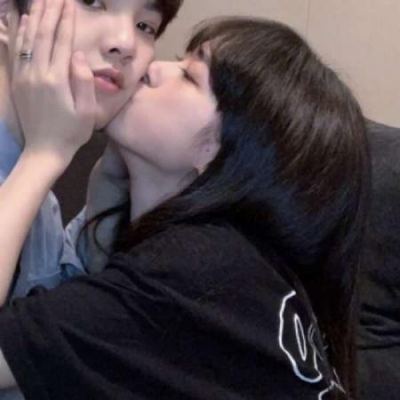  2020校园风甜美秀恩爱情侣头像一男一女