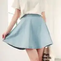  下半身裙漏腿头像微信头像图片大全