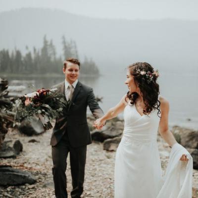  婚纱情侣头像甜蜜幸福的婚纱照图片