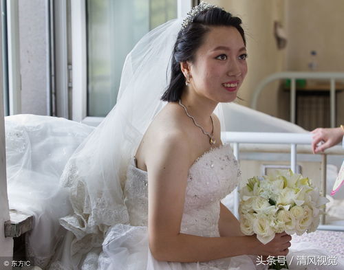 23岁女孩肝癌晚期,相恋5年男友为其披上婚纱,25天后妻子离世