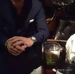  成熟稳重风格的头像男生西装衬衫头像大全
