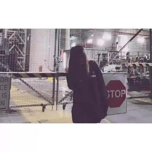  白边情侣头像