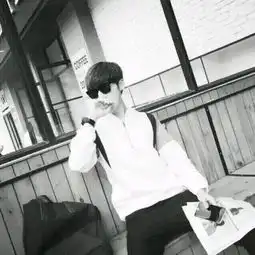 跪求这张图片的情侣头像的另一张,在线等 跪求这张图片的情侣头像的另一张,在线等