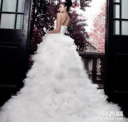  德阳市婚纱情侣艺术摄影中心