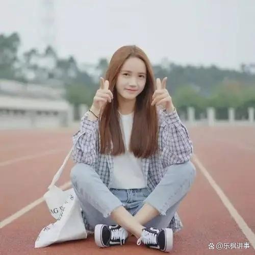  我追同学3年,她不予明确回答,我放弃娶别人,她再给我次机会