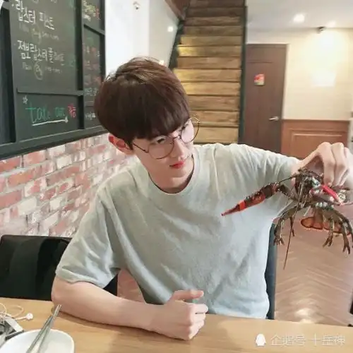 夜聊时,用这3句话代替晚安,保证让她想你一整晚 夜聊时,用这3句话代替晚安,保证让她想你一整晚