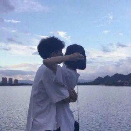  情侣头像唯美,你的心只给我一人我会好好守护它