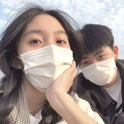  一对两张真人情侣头像