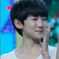  tfboysqq头像王源卖萌