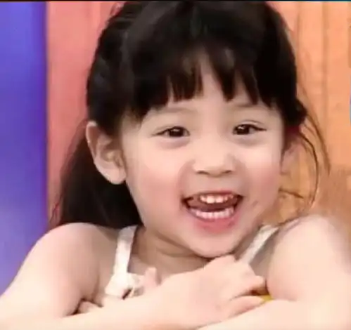 小胖孩情侣头像童星