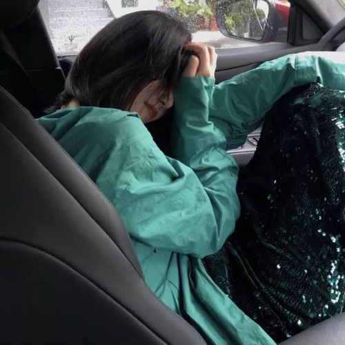  头像不要怀念任何人走了的人和死了没两样