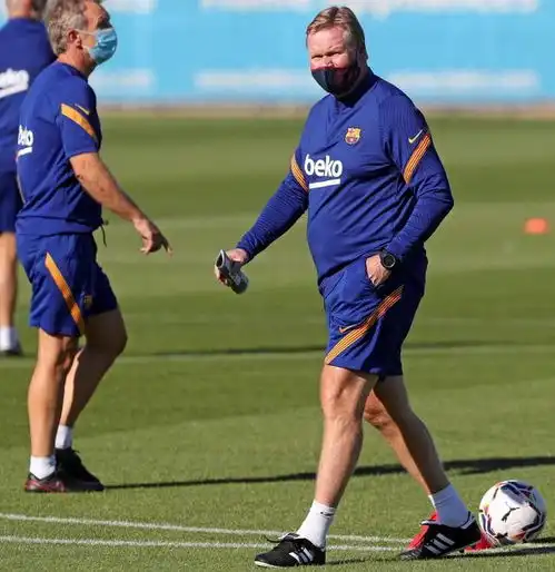  马卡报为让梅西与格子共存科曼可能会打这一阵型主力大变