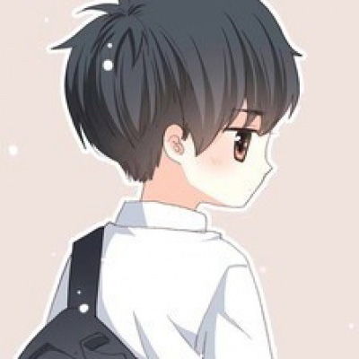  狄淇儿和应怜情侣头像单人两张怦然心动男主和女主头像一人一张