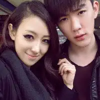  时尚两个人的情侣头像任何事物无法分离我们