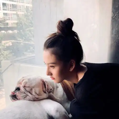  头像宋祖儿头像