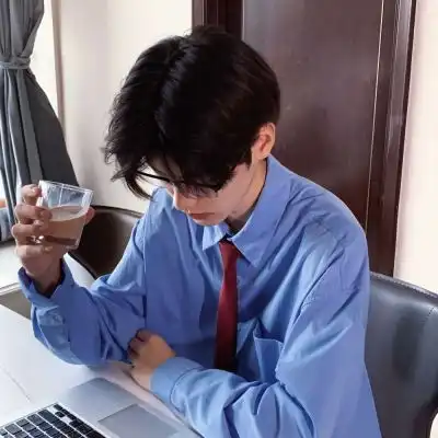 林朝城我们好像不该这样不止这男生头像我要个性网