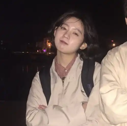  女生喜欢你,会放下面子问你这三个问题,小子,要脱单了