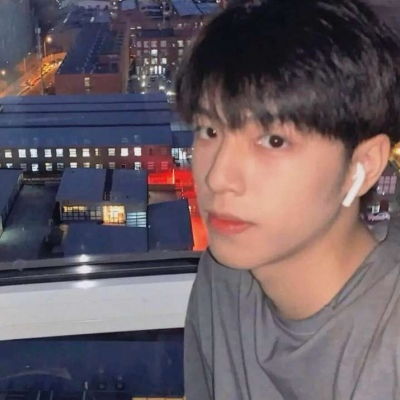 男生情侣头像图片的情