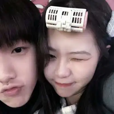  林思韵甜甜的真人情头地球和太情侣头像我要个性网