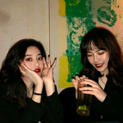 不明显的闺蜜头像真人