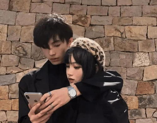  情侣之间一起做过的恶心事,超过两件,你们就是真爱无疑了