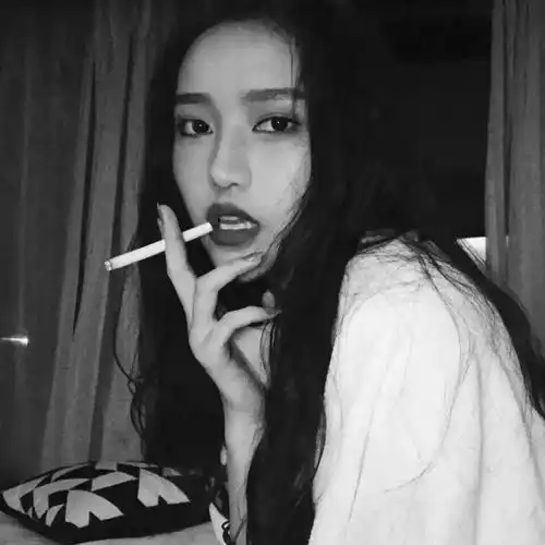  头像壁纸心里是你,未来有我
