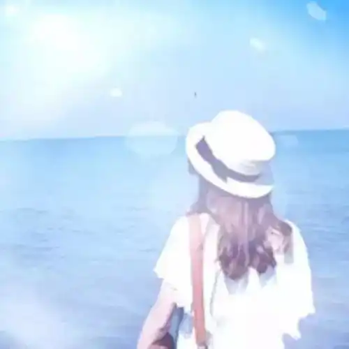 情侣头像女朋友不是人背