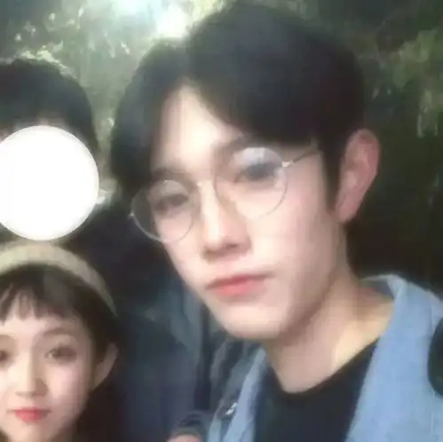 男生的眼中化妆品是什么东西 男生的眼中化妆品是什么东西