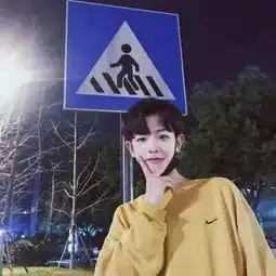  00后个性情侣头像一男一女两张春眠不觉晓有些小烦恼