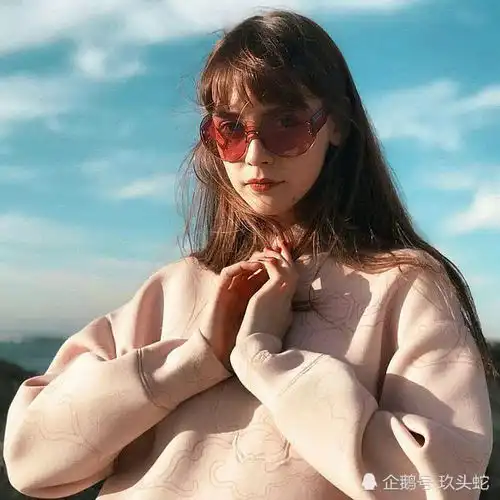 欧美个性网情侣头像无底