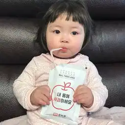  继小刚几宋民国之后,又一个萌哭百万粉丝的网红表情包来了