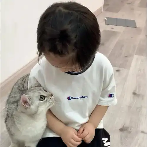 超级可爱的萌娃情侣头像 超级可爱的萌娃情侣头像