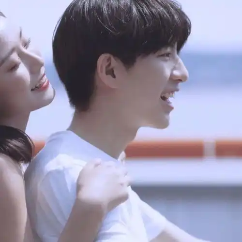  动漫情头丨女生找男生聊天该怎么开头