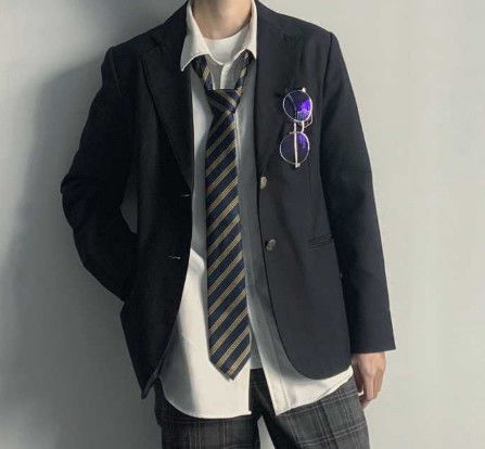  折木头像dk制服渣男为何dk给人感觉不靠谱