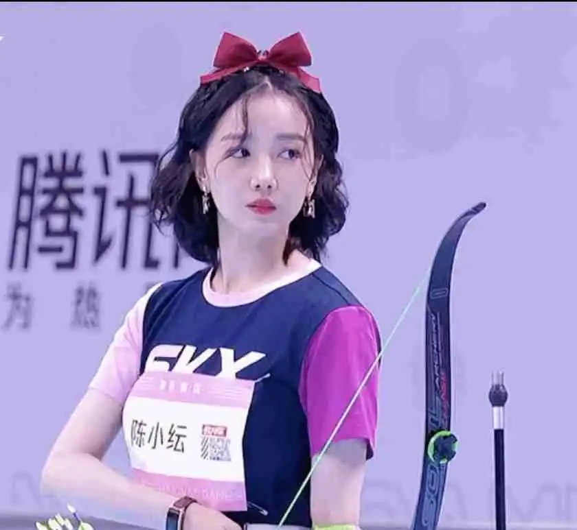  陈小纭整骨十次逆天改命曾因胸大自卑,而今又美又纯又欲