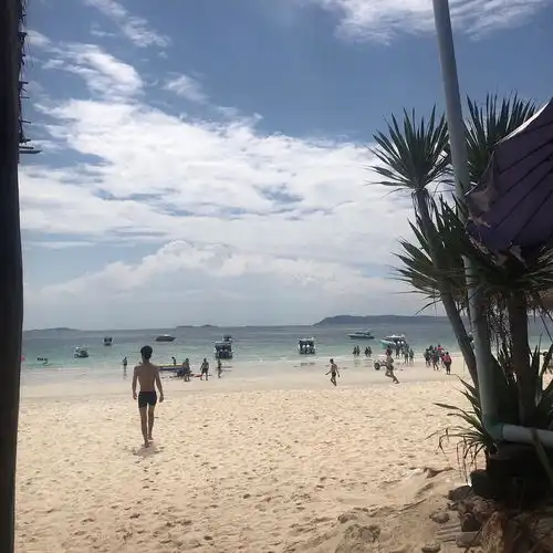 穿搭去海岛度假就要穿成这样浪起来