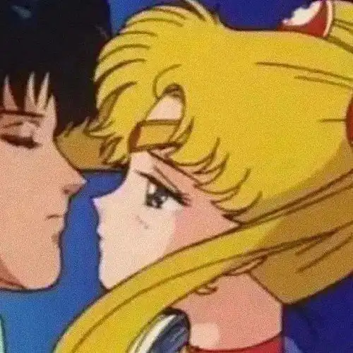  情侣头像单身狗直呼不敢看超甜的动漫壁咚情侣头像