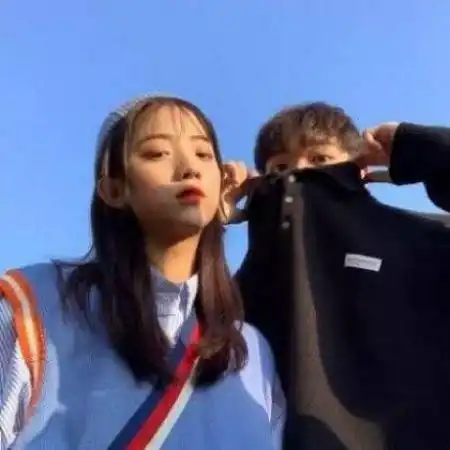 搞怪的情侣走到一起才是般配,搞怪的情侣头像一对 搞怪的情侣走到一起才是般配,搞怪的情侣头像一对