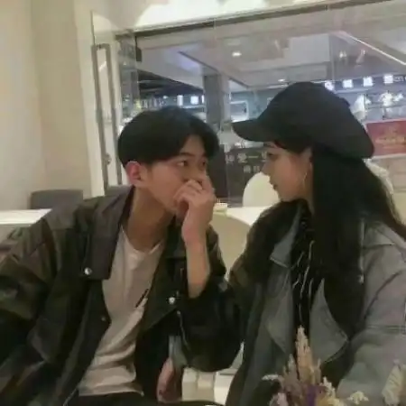 时尚范情侣头像,让我们红尘做伴相约一生  时尚范情侣头像,让我们红尘做伴相约一生