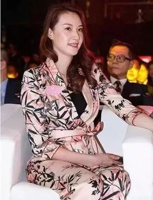 林丹谢杏芳秀恩爱男人出轨后,如何做夫妻