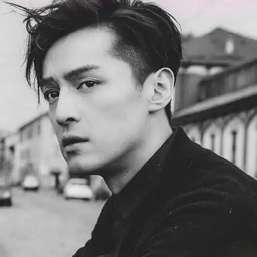 他因档期太满,而胡歌却靠这个机会,一举成为经典李逍遥 他因档期太满,而胡歌却靠这个机会,一举成为经典李逍遥