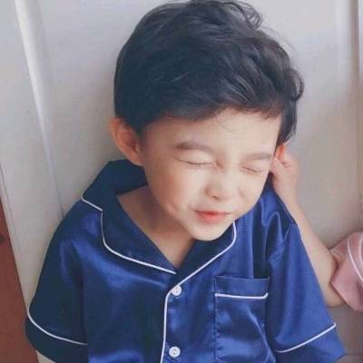 情侣头像可爱小孩一对两张真人萌娃情侣头像一男一女