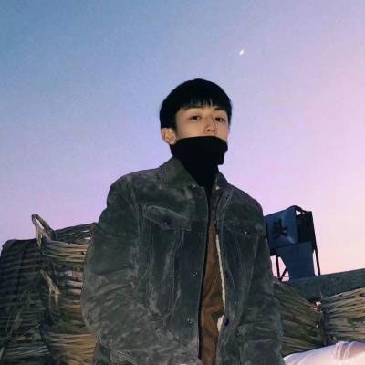  抖音最火的情侣头像最新款一千米时挂你照片