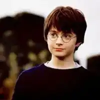  丹尼尔雷德克里夫小时候头像