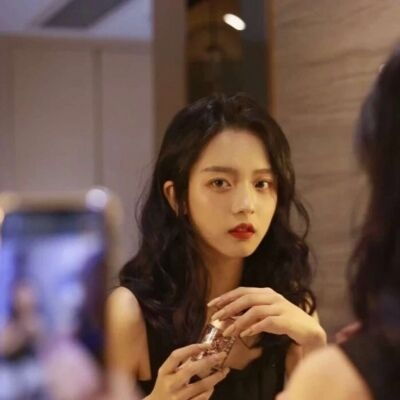  小众高级质感ins女头,微信头像高级质感干净