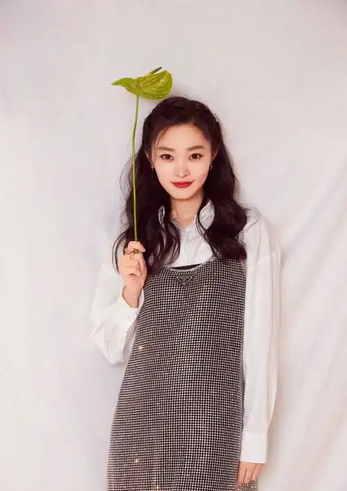  宋轶美到骨子里,谁也没想到,叠穿还能穿出这样的高级感