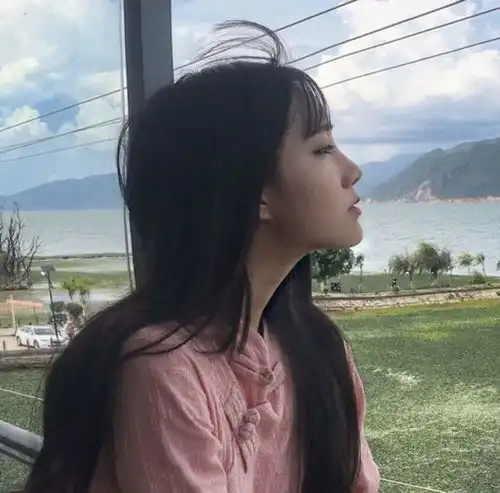  38岁剩女坦言虽然我条件一般,但是我的要求,一般男人把握不住